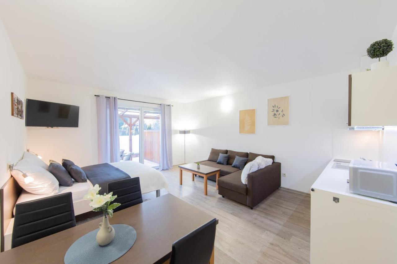 Apartman Sophia 4 S Terasou Velke Losiny Luaran gambar